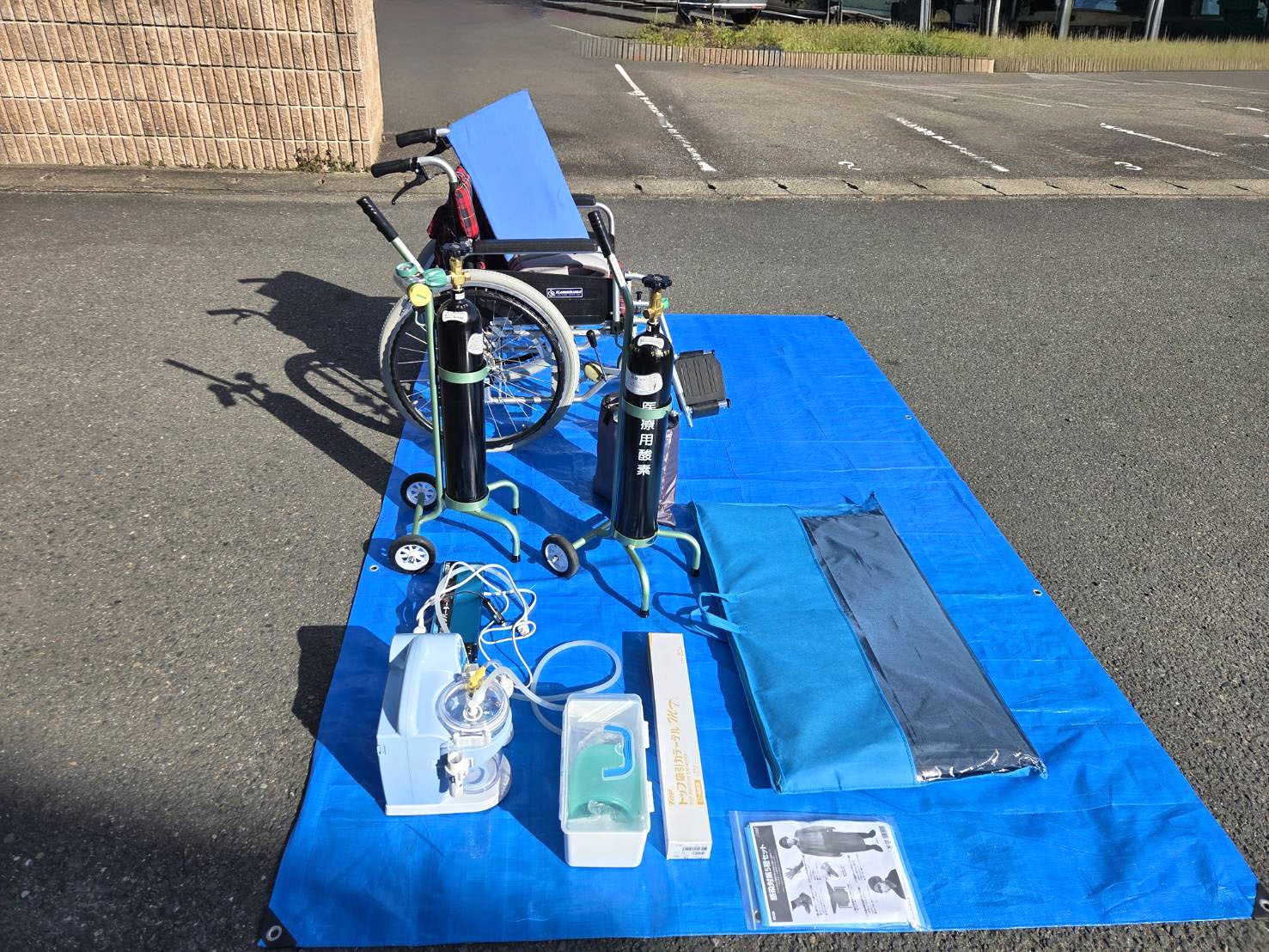 酸素ボンベ・吸入器など